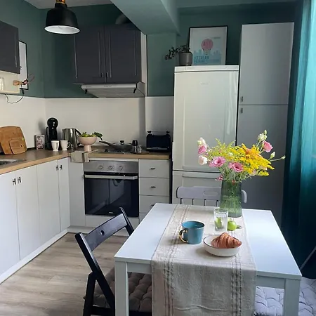 דירה Glarus By Park